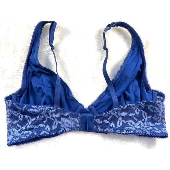 Blue Floral Flirtitude Medium Unlined Bra - Picture 3 of 4